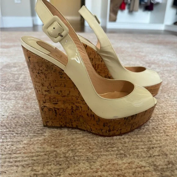 Christian Louboutin 38 White Peep Toe Patent Leather Wedge Heels Sandals - Picture 4 of 9